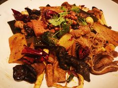 -拿渡麻辣香锅(世茂广场·工三店)