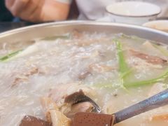 -老石黑山羊毛驴肉火锅(金凯广场店)