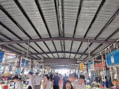 -霞涌市场海鲜摆卖区
