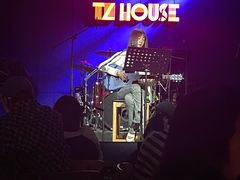 -TZ House音乐现场(茅台店)