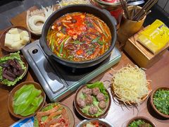 -黔有有贵州酸汤夺夺粉火锅(五味十字店)