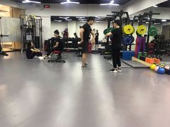 -持之以恒健身工作室(建国酒店)