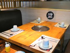 -唯成•韩国炭火烤肉 유성고기