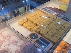 -酥大興·新国潮糕点配茶饮(龙岗万达黑金店)