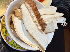 -菌自由丨野生菌火锅特色庭院餐厅(丽江古城店)