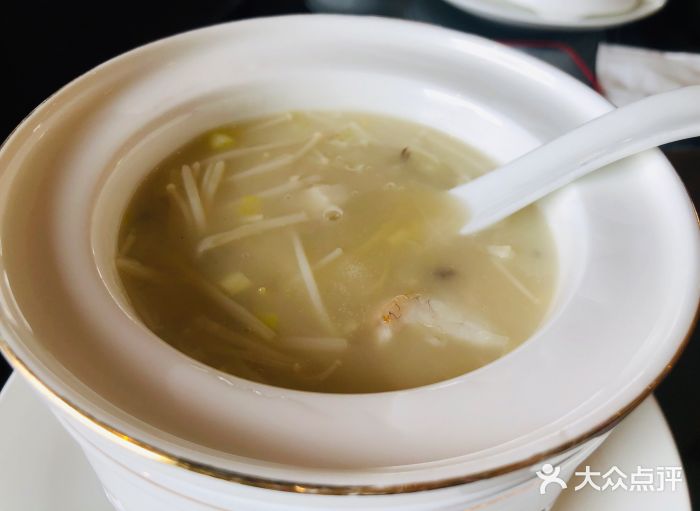 名佳荟鱼茸海鲜羹图片