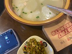 -富正毅三下锅·湘西韵味(天门山索道店)
