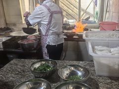 -正宗杨记普洱酸醋米线(总店)