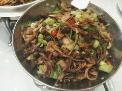 -鲁班小馆(政四街店)