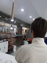 -镁连社·美联社