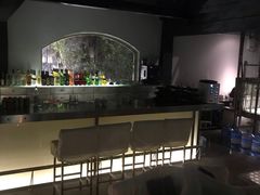 -穹六人间 people 6(岳阳路店)