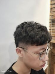 -PE SALON