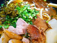 -万松园美食街