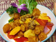 菠萝咕咾肉-大耳象东南亚风情餐厅(月湖公园店)