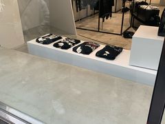 -川久保玲(大阪店)