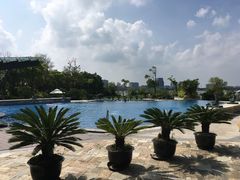 -上海滴水湖皇冠假日酒店