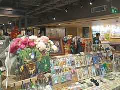 -猫的天空之城概念书店(苏州诚品店)