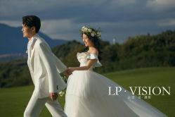 -乐派诗婚纱摄影