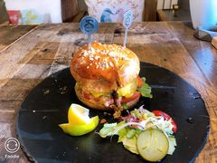 -HIGH FIVE哈福手工汉堡(桂林路店)