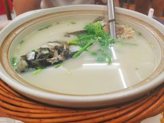 天目湖砂锅鱼头-天乐农家鱼头王(天目湖店)