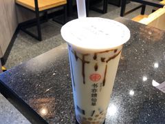 黑糖小芋圆奶茶-书亦烧仙草(嘉新大厦店)