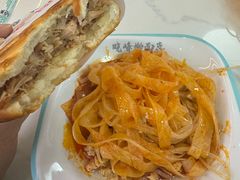 -晓峰手工擀面皮(新民街总店)