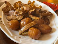-老鼎万春卤菜(五代传承创始老店)