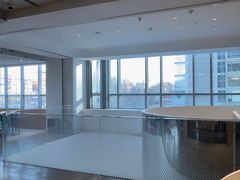 -蔚来中心(北京中关村店)