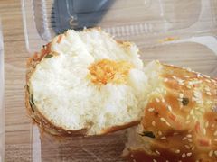-金色麦甜糕点(面包.蛋糕.华苑店)