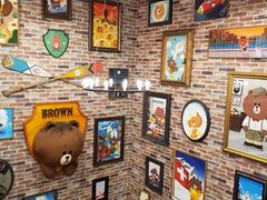 -LINE FRIENDS Garosu-gil Flagship Store