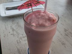 -Cha Cha's Beach Cafe