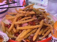 -海盗船. 龙虾烧烤. 酒馆