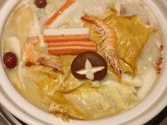 -三人行骨头王火锅(长寿店)