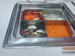 -旺龙巷重庆脆毛肚火锅·潜山扛把子店(潜山商业街店)