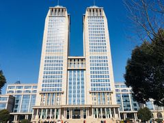-复旦大学光华楼