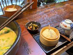 -银米·云南传统过桥米线(双廊黑金冠店)