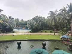 -三亚湾海居铂尔曼度假酒店