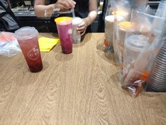 -CoCo都可(湖滨银泰店B区店)