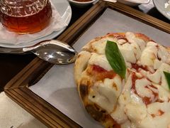 -卡佩罗意大利餐厅及酒吧Al Cappello Trattoria