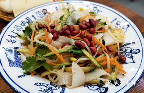 Cold Noodles with Discount