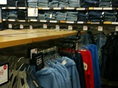 -GAP(王府井奥莱·香江小镇店)