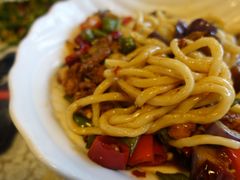 茄子肉丁小公鸡双拼拌面-文三里屯面馆(三里屯店)