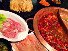 特色鸳鸯锅-锅说大脸毛肚重庆老火锅(佐阾店)