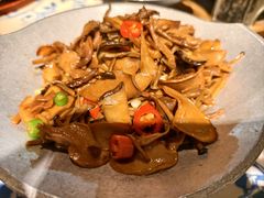 -卢大鲜鱼头捞饭(美利广场店)