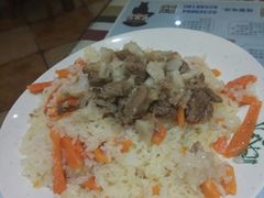 手抓饭-语言大学-清真食堂