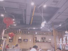大堂-虾吃虾涮.虾火锅.肉蟹煲(步步高梅溪新天地店)