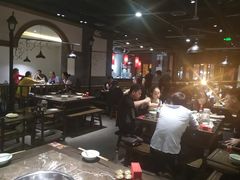 大堂-红九格老火锅(三峡广场店)