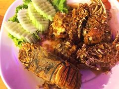 -J Daeng Seafood