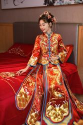 -洋洋婚纱品牌集合店