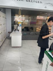-镁连社·美联社